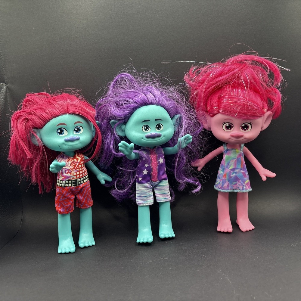 DreamWorks Trolls Band Together "Trendsettinn' Trio" 8" Fashion Doll Set
